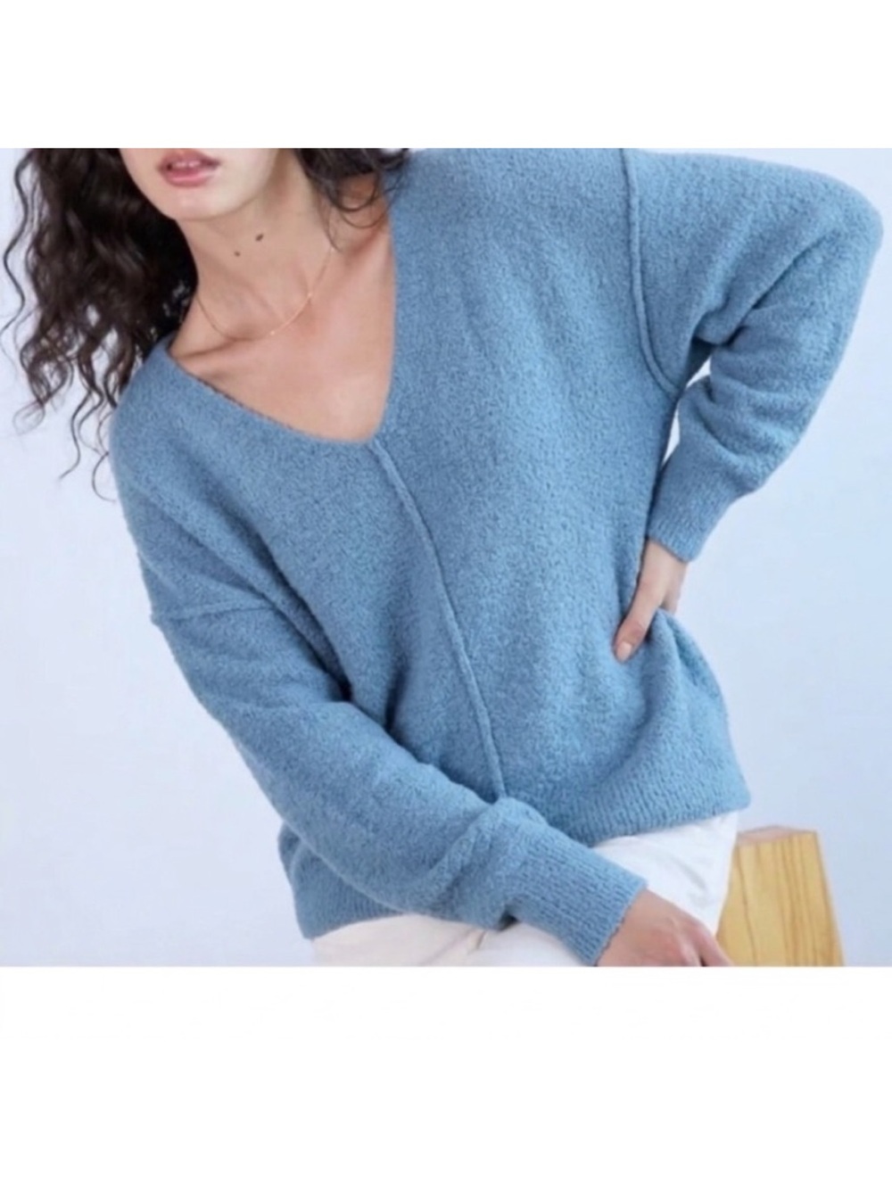 Wilfred Free Hush Knit Vneck Sweater Size XS Baby Blue